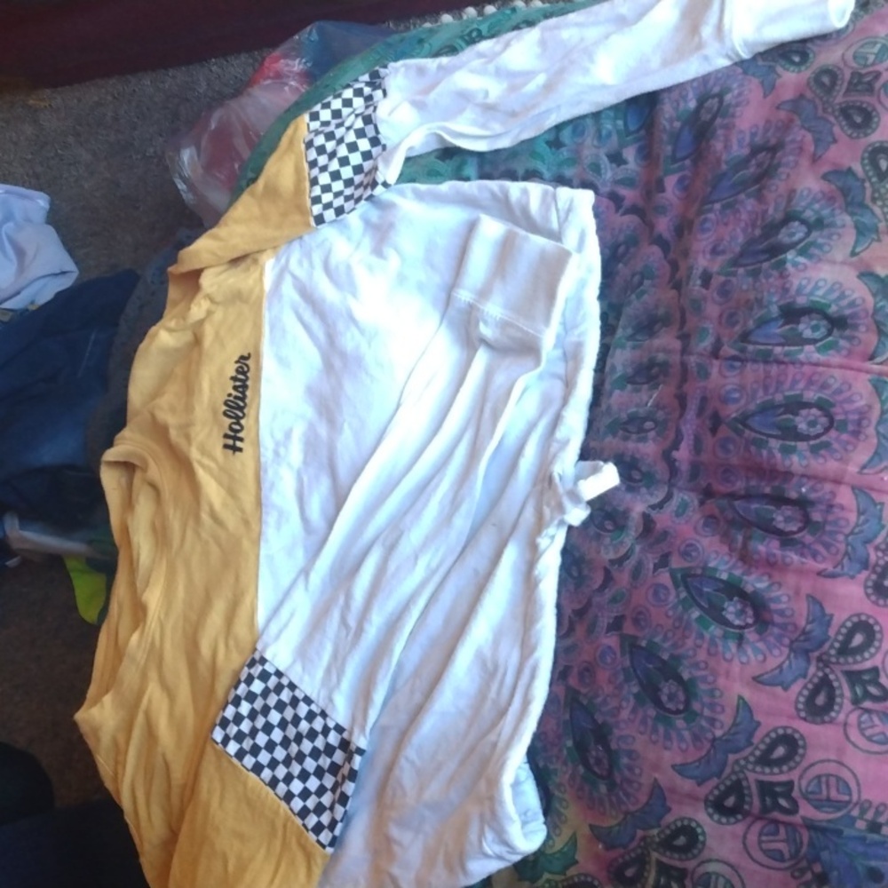 Hollister crop top